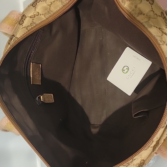 AUTHENTIC GUCCI PURSE - Picture 9 of 11